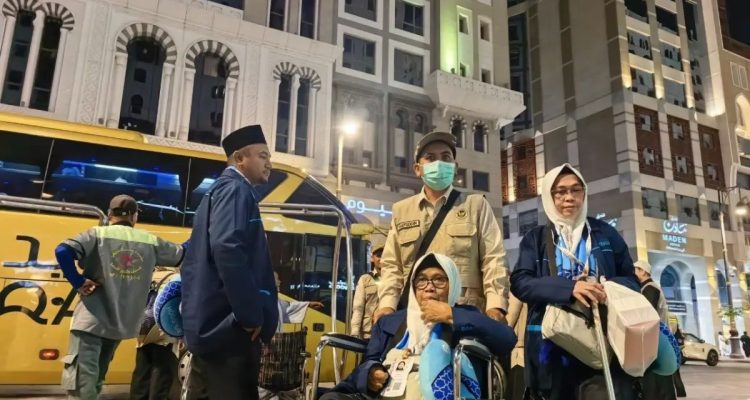 Atur Jemaah Haji Indonesia di Bus dengan Skema Rombongan untuk Kenyamanan
