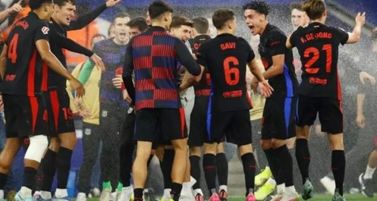 Barcelona Juara La Liga Usai Kalahkan Espanyol di Derby