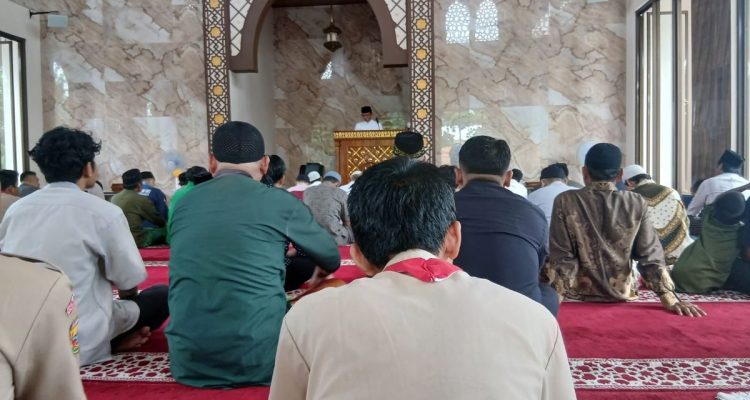 Dunia Sementara, Akhirat Kekal