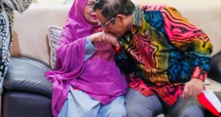 Ibu Mahfud MD Wafat di Usia 94 Tahun