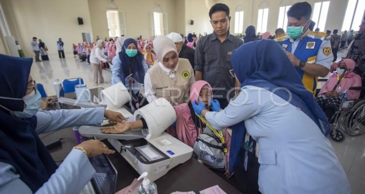 Jemaah Haji Indramayu Kloter Pertama Tiba di Asrama Haji