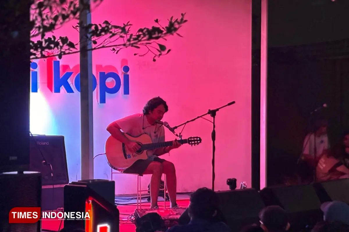 Pitutour Vol. 2 Surabaya: Jason Ranti & Lagu Eksklusif