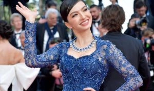 Raline Shah: Profil Artis Cantik Stafsus Kemenkominfo