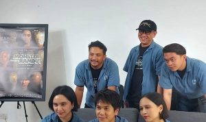 Sal Priadi Ciptakan Lagu Baru Spontan di Lokasi Syuting