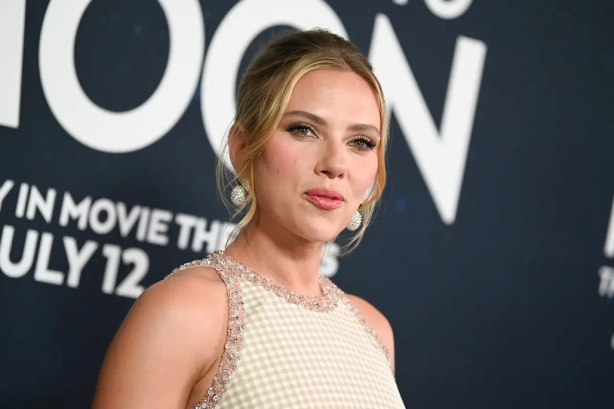 Scarlett Johansson Jadi Pengisi Suara Ray Gunn, Animasi Detektif Bergaya Klasik