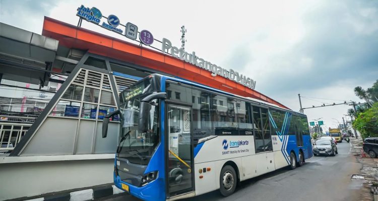 Tarif Transjakarta Dikaji Ulang, Berapa Harganya?