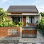 10 Ide Pagar Batu Bata Sederhana untuk Rumah Modern & Klasik