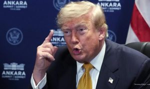 Usaha Kecil Layangkan Gugatan atas Kebijakan Tarif Baru Trump