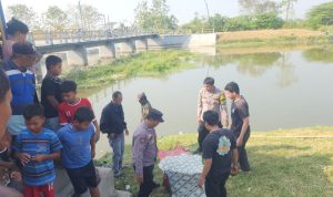 Geger Penemuan Jasad Laki-laki di Bendungan Karet Gunung Jati Cirebon