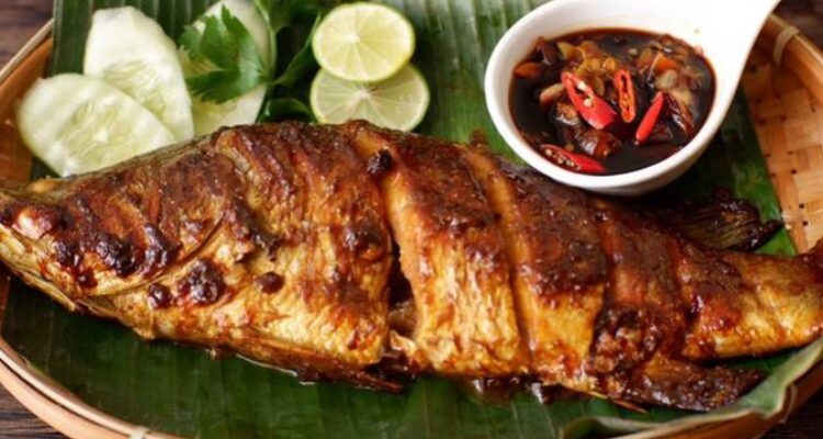 Photo by kreasimasakan.com - Resep Ikan Kakap Putih Bakar Bumbu Parape Khas Makassar Manis Gurih