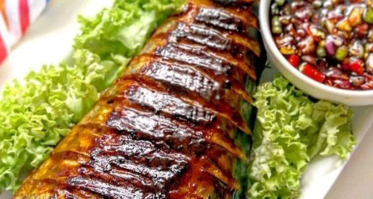 Photo by pinterest.com - Resep Ikan Tenggiri Bakar Bumbu Kunyit Lengkuas Wangi Semerbak