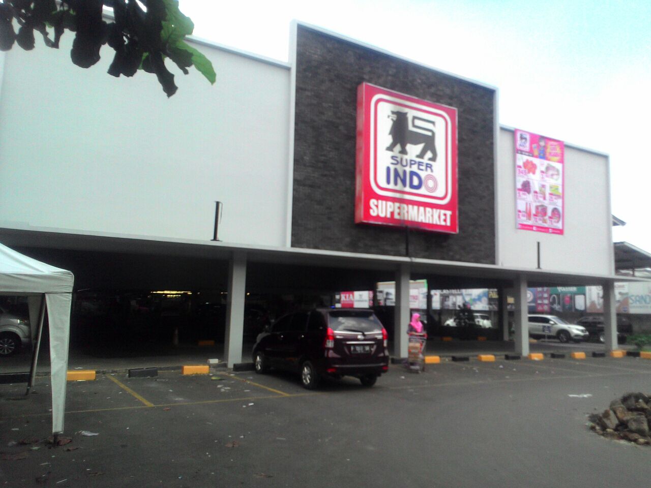 Superindo Sukabumi
