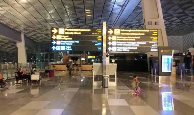 Travel Bandung Ke Bandara Soekarno Hatta
