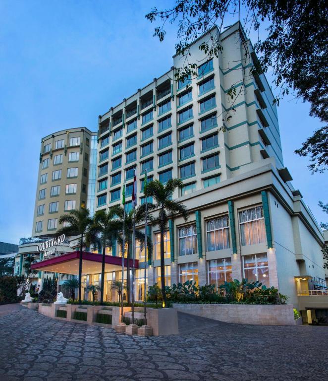 Courtyard Marriott Bandung
