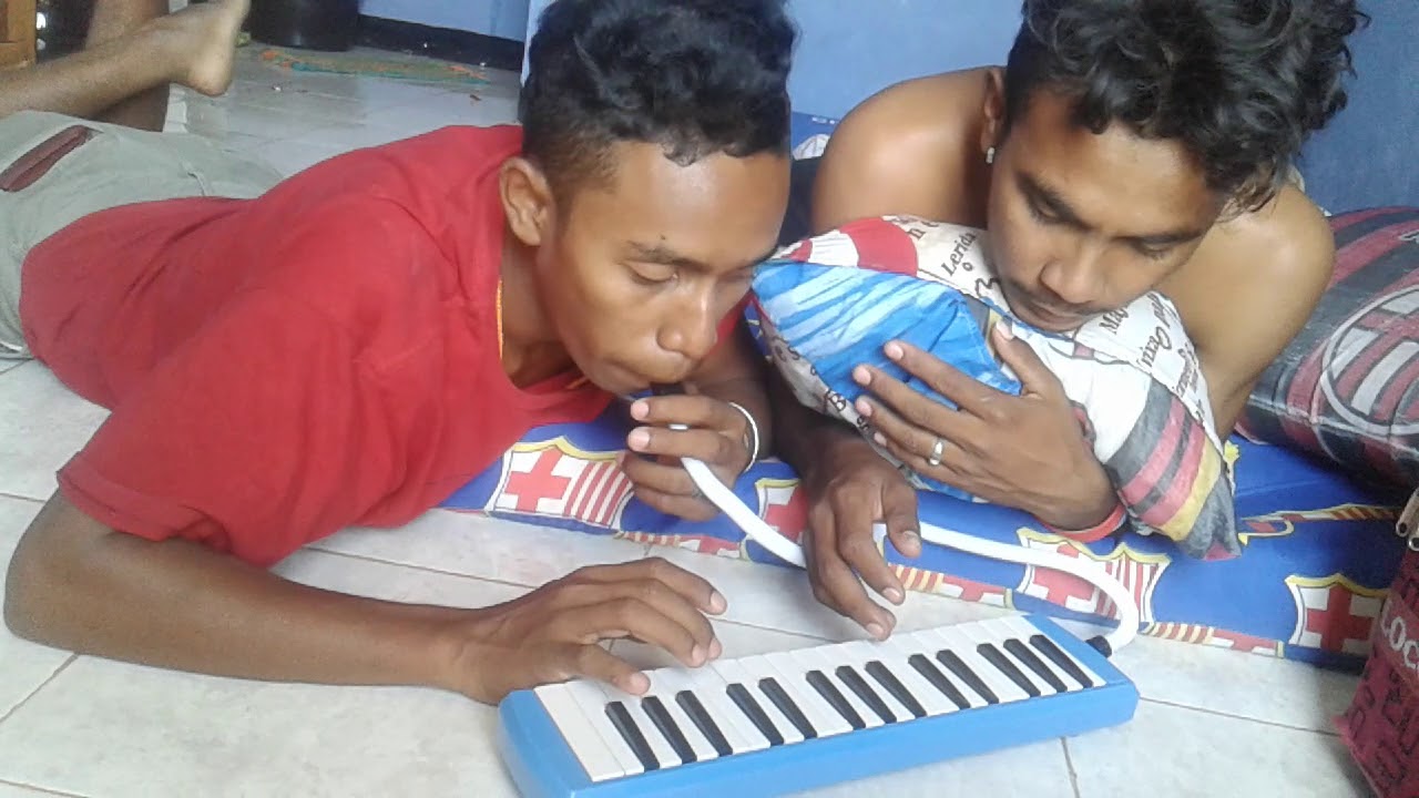 Belajar Harmonika
