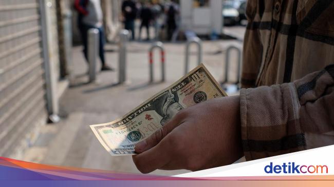 Geger Pejabat Iran Korup dan Bisnis Miliaran Dolar Teh Impor
