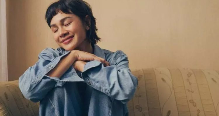 Andien Luncurkan "Manusia Favorit", Lagu Penuh Kehangatan untuk Orang Tercinta