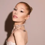 Ariana Grande Kembali ke Musik dengan Album Baru "Petal