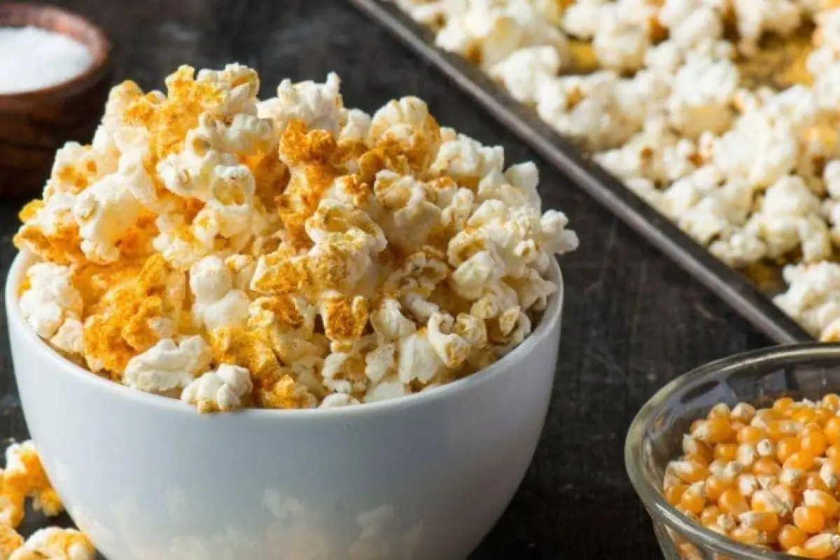 Camilan Popcorn: Dari Khas Suku Aztec hingga Jadi Favorit Bioskop