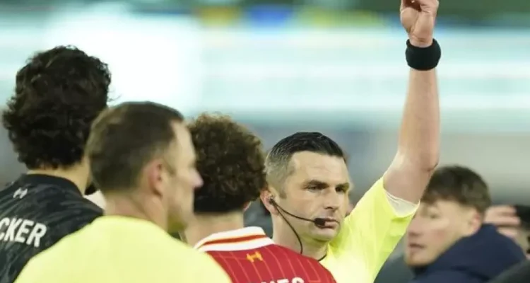 Derbi Merseyside Berakhir Seri 2-2 Berkat Gol Dramatis Tarkowski