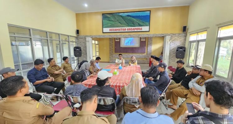 Diskominfo Majalengka Ajarkan Admin Desa Kelola Medsos Tanpa Hoaks