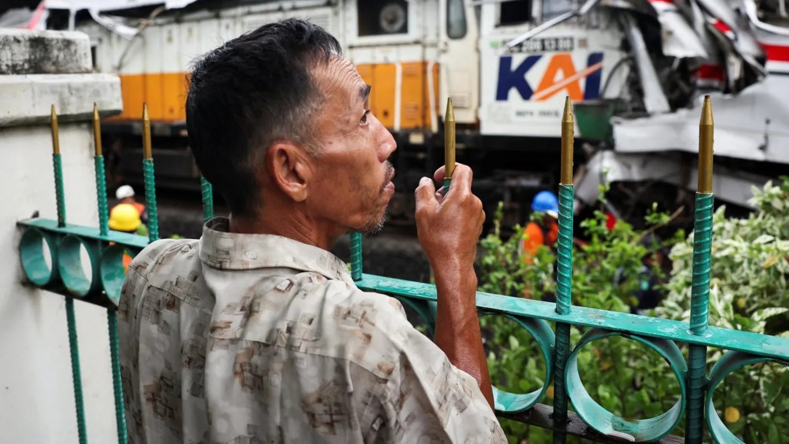 Kisah Tragis Istri Korban Tragedi KRL-Argo Bromo Bekasi: Suami Menunggu di Stasiun Tanpa Bertemu