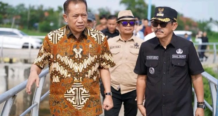 Menteri Koperasi Tinjau Pesisir Indramayu, Siapkan Kawasan Industri Perikanan Koperasi