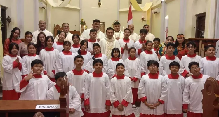 Pawai Seni Lintas Agama Pemuda Malang 2026: Paroki HKY Kayutangan Dorong Moderasi Beragama