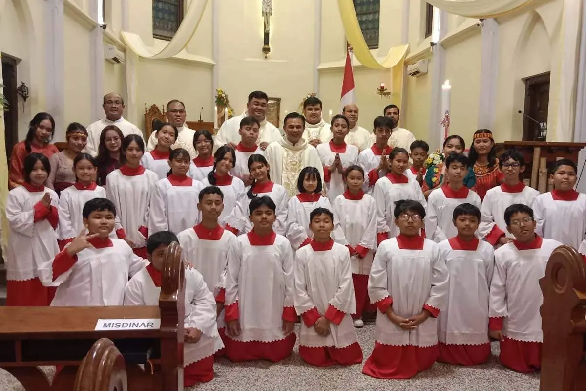 Pawai Seni Lintas Agama Pemuda Malang 2026: Paroki HKY Kayutangan Dorong Moderasi Beragama