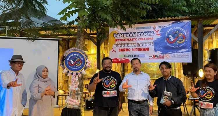 Perusahaan Daur Ulang Hotbottles Menggerakkan Ekosistem Kreatif Berbasis Sampah di Malang