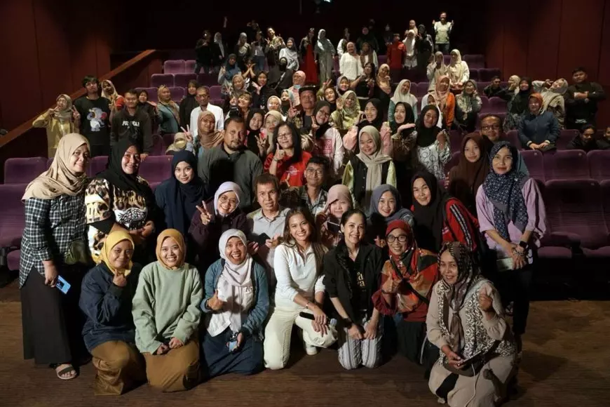 Roadshow Film ‘Titip Bunda di Surga&Mu’ Ditutup dengan Penuh Haru di Malang