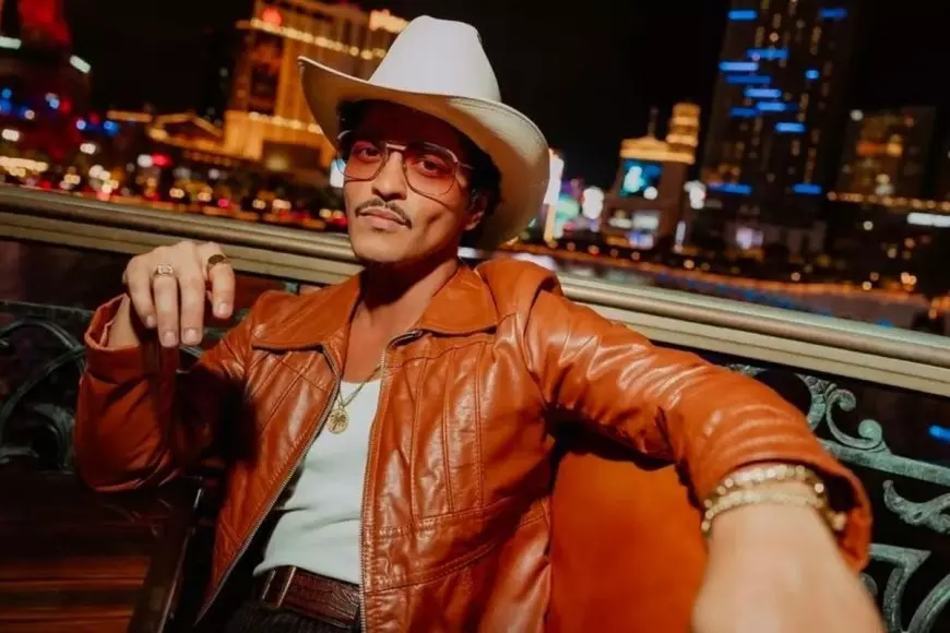 Setelah Satu Dekade, Bruno Mars Kembali dengan Album Solo "The Romantic