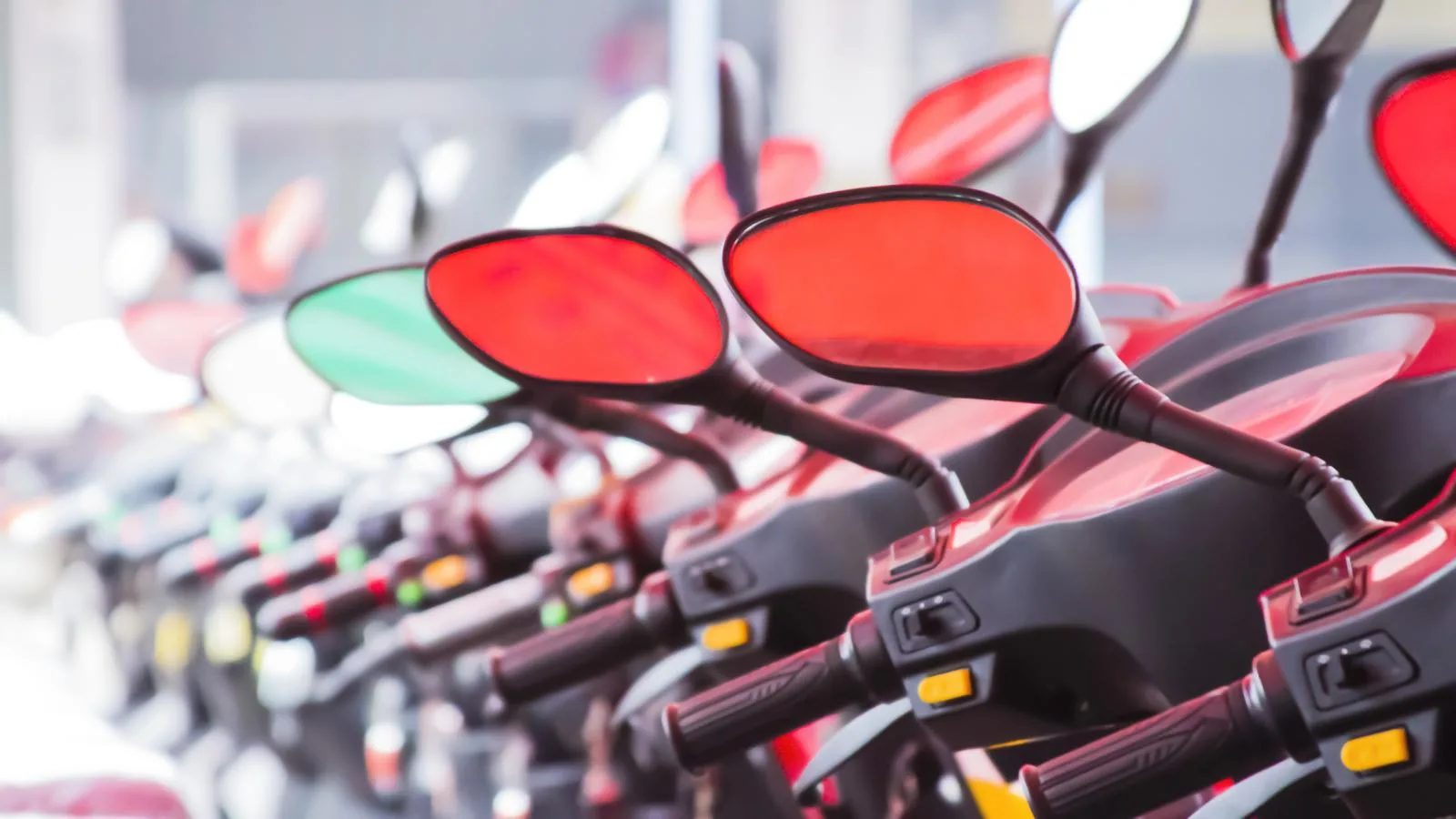 Tantangan Konversi 120 Juta Motor Listrik Indonesia dalam 4 Tahun