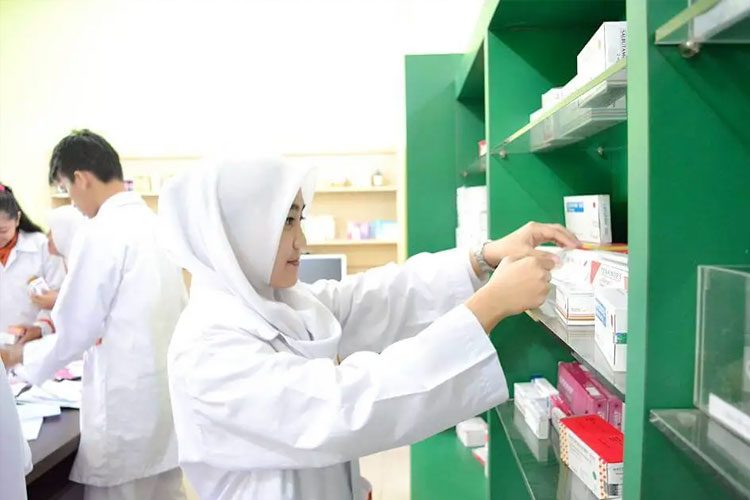 Tips Tetap Bugar Saat Kerja dari Rumah