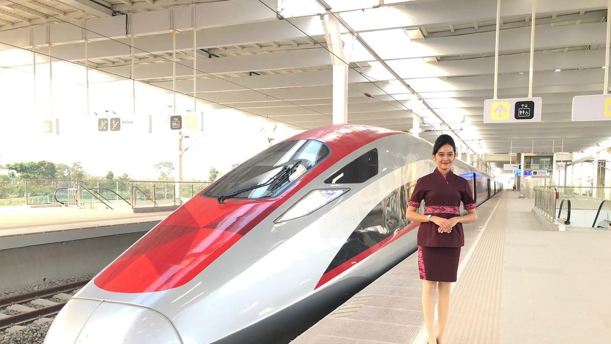 AHY Ditunjuk Prabowo Pimpin Komite Kereta Cepat