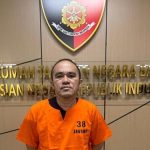 AKP Deky, Mantan Kasat Narkoba Kutai Barat, Terekam Berbaju Tahanan