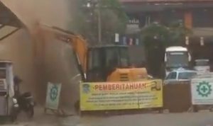 Amblesnya Lenteng Agung, Rano Karno Ingatkan Warga Jakarta