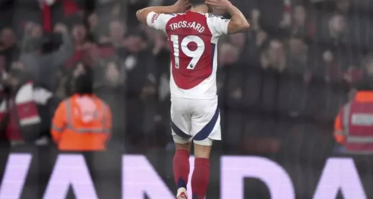 Arsenal Menang Penting di Derby London Melawan Tottenham