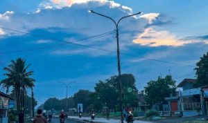 Awan Pelangi Langka Muncul di Indramayu, Mengagumkan Warga Sejak Pagi