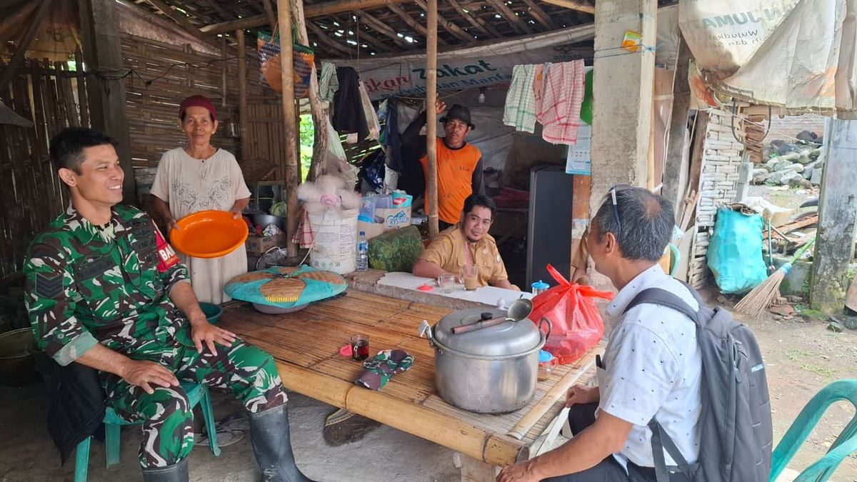 Babinsa Bangodua Tingkatkan Kedekatan dengan Warga untuk Menjaga Kondusifitas Desa