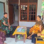Babinsa Cikedung Jalin Silaturahmi Pasca Iduladha, Serap Aspirasi Warga