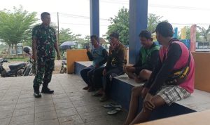 Babinsa Cikedunglor: Silaturahmi yang Membawa Pesan Penting