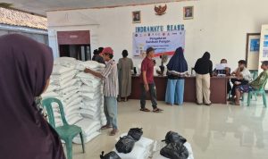 Bantuan 964 Keluarga Ujunggebang: Kuwu Sarjani Tegaskan Hak Rakyat