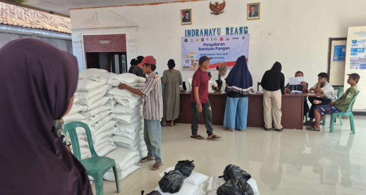 Bantuan 964 Keluarga Ujunggebang: Kuwu Sarjani Tegaskan Hak Rakyat