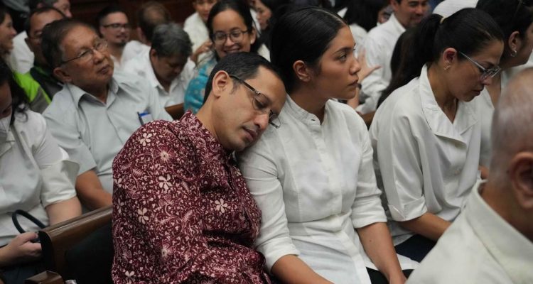 Berita Terkini: Kesehatan Nadiem Makarim Setelah Operasi