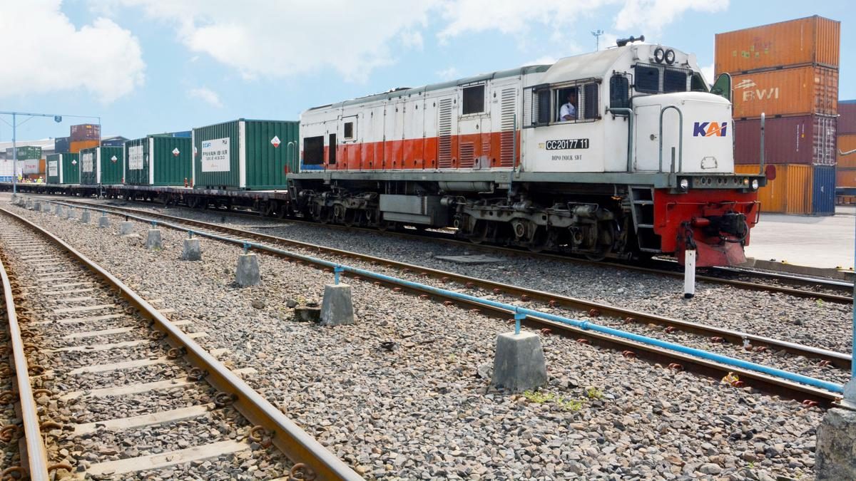 Biaya Logistik RI di Atas Standar Global, Angkutan Berbasis Rel Bisa Jadi Solusi