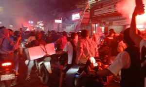 Bobotoh Lumpuhkan Jalur Haurgeulis–Patrol, Macet 10 Km Akibat Euforia Persib