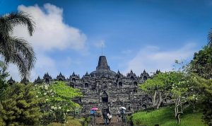 Borobudur Buka Saat Waisak 2026, Jam Operasional Tersedia
