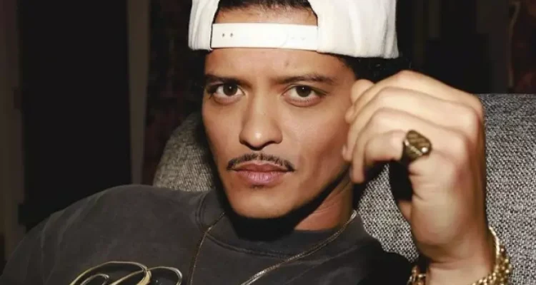 Bruno Mars Pastikan Album Baru Setelah Lama Tak Rilis