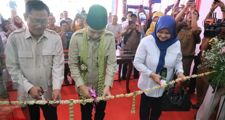 Bupati Fawait Ubah Kantor Kecamatan Jadi Pusat Pelayanan Publik Unggulan